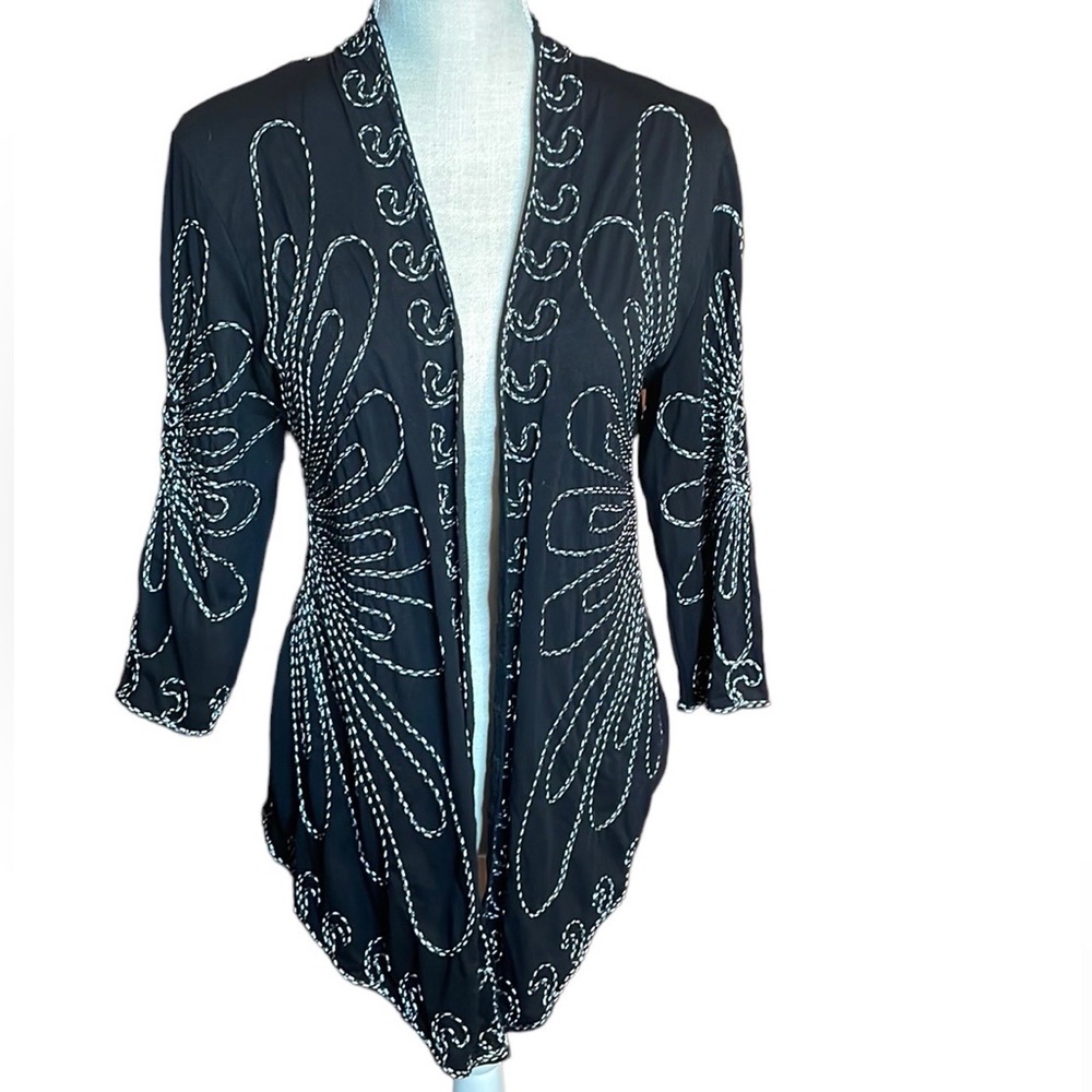 Lauren Michelle Black & White Floral Rope Cardigan